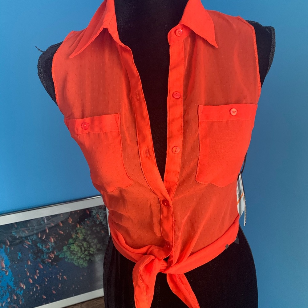 O’Neill orange sleeveless button up top